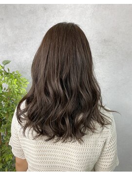 カシー(Casii) 【20代・30代ヘア】ロングヘア・オリーブグレージュ