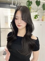 エヌアイ オモテサンドウ(ni omotesando) グレージュ/ダークトーン/顔周りカット/レイヤーカット 上野