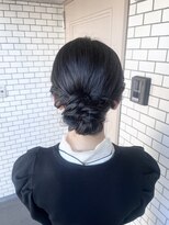 ソノ(sono)&nbsp;シニヨン アップスタイル 参列ヘア お呼ばれヘア 和装ヘア