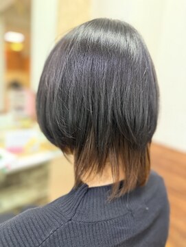 アークスヘアー 20代30代大人可愛い小顔ショートカット前下がりウルフカット