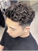 渋谷アップバングスパイキーショートツーブロックフェード30代◆