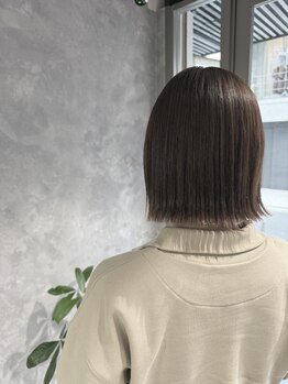 ロイ 梅田(Roy)の写真/【2026年トレンド!小顔魅せ効果◎】コンパクトショート×ハッシュカットで叶える垢抜けショートスタイル☆