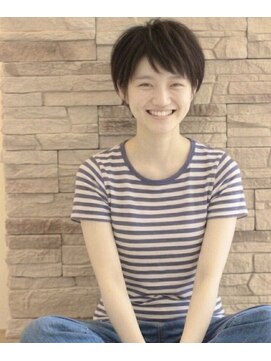 レウナ 外苑前(Reuna) 大人可愛いショート　ハンサムショート　ミニショート　似合わせ