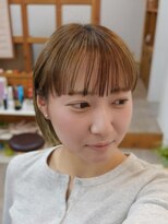 ディッセンバー 伊勢崎(December) 切りっぱなしボブ/ミニボブ/似合わせカット/ヘーゼルベージュ