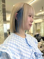 サンクプロジェクト(cinq PROJECT)&nbsp;ペールブルーインナーの切りっぱなしボブ
