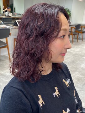 エリマ 横浜西口(elima) レイヤーボブスパイラルパーマワインレッドカラー