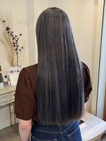 ロッカヘアエジェ(ROCCA hair eje.)&nbsp;暗めカラーブルーブラックストレート