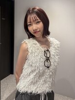 モク 神楽坂(mok)&nbsp;切りっぱなしボブにボルドーカラーで夏っぽ盛れヘア