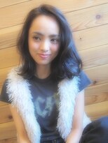 キズキ(KIZUKI)&nbsp;【KIZUKI】ナチュラルクセ毛風ロブ/ネイビーグレージュ