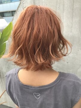 ジーナ(XENA) オレンジベージュ×ショート