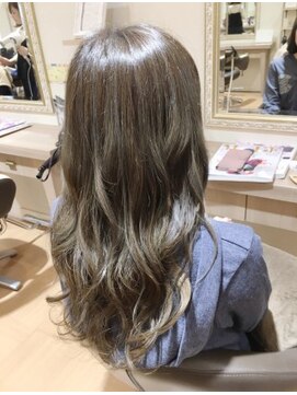 ピーディーフィノ 大通(PD fino) アディクシーグラデーション