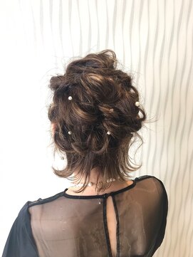 リアンドットエフ(LIEN.f) .