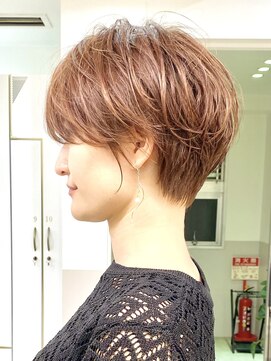 グラフ 銀座(GRAFF) パーマでできる大人可愛いお洒落ショート/20代30代40代