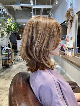 ナルヘアー 越谷(Nalu hair) 30代40代50代越谷美容室/大人ハイライト/ミルクティーベージュ