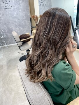 バッカ 横浜桜木町店(BACCA) ロング/細めハイライト
