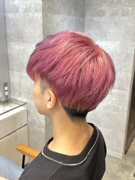 キャラ シャローネ 池袋(Chara Chalone) マッシュ/刈り上げ/ツーブロック/ハイトーンピンク【池袋/本松】