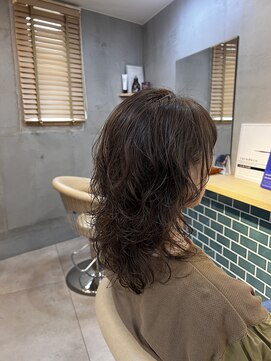 ロク 白楽(rocu) ミディアムレイヤーパーマ