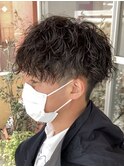 ツイストスパイラルパーマメンズマッシュ刈り上げ波巻きパーマ