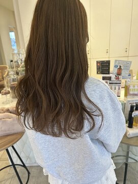 カシェ シモムラ(Cashe'e SHIMOMURA) 柔らかベージュ