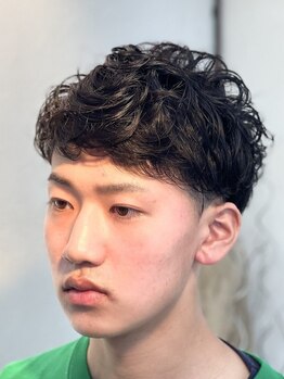 ヘアーデザイン アブー(hair design A BOO)の写真/《メンズクーポンあり》ビジネスヘア、きっちりキレイなヘアや強めハード系パーマなどスタイリングも簡単！