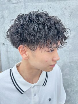 アカヒゲ 新札幌店(AKAHIGE) 波巻き ツイストスパイラルパーマ