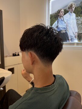 ルシードスタイルビーシャイン(LUCIDO STYLE B SHINE) 豊橋ビーシャイン★テーパーフェード