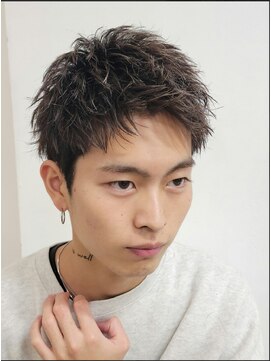 フィフス 天神大名(fifth) 天神大名スパイキーパーマメンズカットスパイキーショート30代