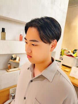 リコ(Lico) 爽やか好印象◎ナチュラルセンターパート