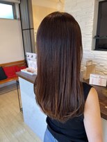 フォープレイス(FOUR PLACE)&nbsp;うる艶大人女性の上品な艶髪ロングレイヤー