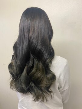 オアシス ガーデン 大和店(Oasis GaRDEN) グラデくすみオリーブカラー