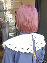 ヘアーアイスカルテット(HAIR ICI QUARTET)&nbsp;大人可愛いピンクベージュダブルカラーミニボブ透明感小顔