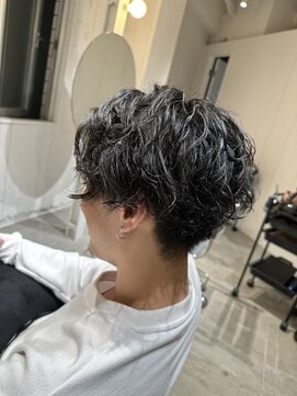 ストレータ バイ マリオ(Strata by mario) 【mami】メンズスパイラルパーマ