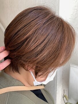 ロマンヤカタ ファース(ROMAN YAKATA fars) ショートボブ くびれヘア アッシュブラウン@田代5/3