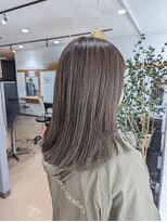 ウタ(uta) 【あおき　ひかる】2023秋冬カラー オススメ ミントベージュ