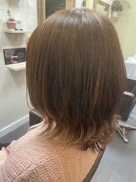 ヘアーズ ルポ(Hair's Repos) ミディアム外ハネ