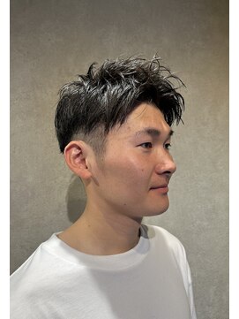 ステディー(Steady) スパイキーショート