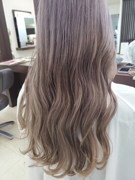 ラグゼヘアカミヤ 菊川店(luxe hair CAMIYA) アッシュベージュ