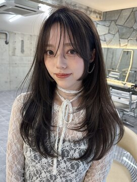 サイン 渋谷(SIGN) ザクザクレイヤーカット巻き方簡単ロング韓国アイドル表参道渋谷