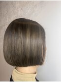 切りっぱなしボブ　平行