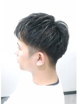 夜髪 伸びてきてもカッコいい、それがメンズのメッシュカラー