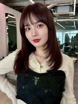 ファルベ(Farbe) 黒髪/オリーブグレー/小顔に見せるヘア/ココアベージュ/レイヤー