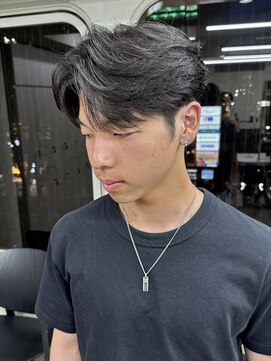 ニコ トウキョウ ロジック(nico TOKYO Logic) スキンフェードスパイキーショートパーマ短髪刈り上げ