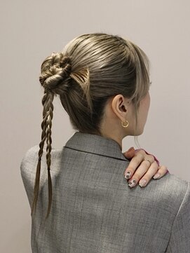 お呼ばれアレンジ人気No.1☆カチモリヘア