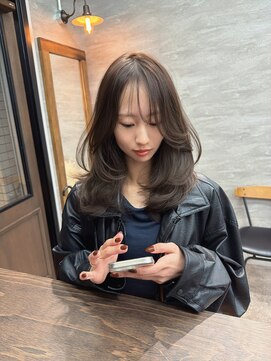 ソー(so.) レイヤーカット/バタフライカット/横浜西口/似合わせカット