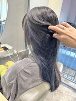 ポアナ(POANA.)&nbsp;ブルーアッシュインナーカラー