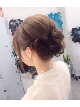 ラエティス(Laetus) 【Laetus/大和西大寺】ネープシニヨン☆