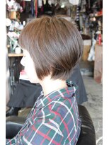 オーバーキャプテンネイキッド(OVER CAPTAIN NAKED)&nbsp;入学式＊スーツに似合うショート×白髪カバーカラー