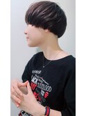 ツーブロックショートマッシュ。