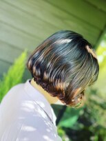 ナンバーエイト(number eight)&nbsp;赤み消しカラータンバルモリ×小顔ショートニュアンスパーマ