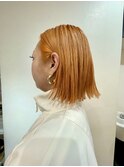 切りっぱなしボブ×オレンジカラー